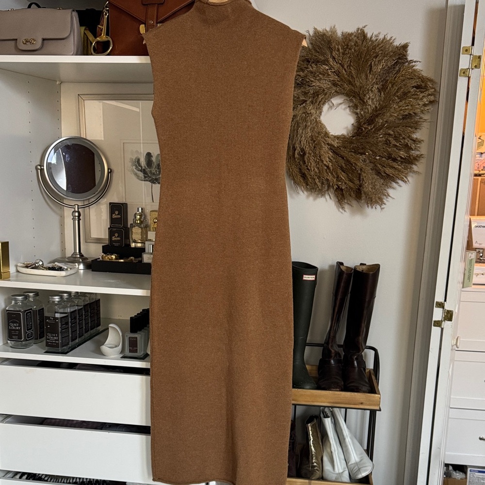 Reformation sweater dress
Maxi length